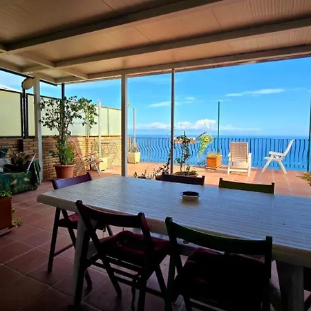 Mare Luna Casa *