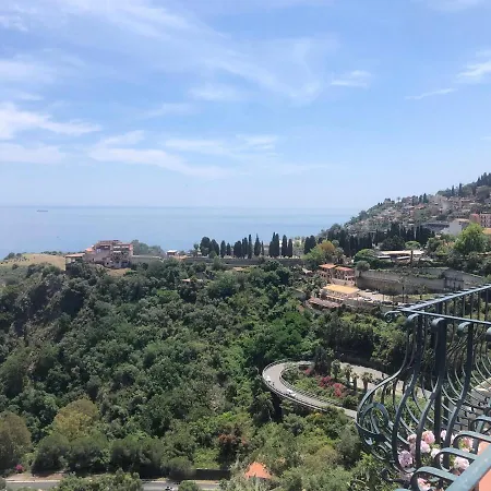 Mare Luna Casa * Taormina
